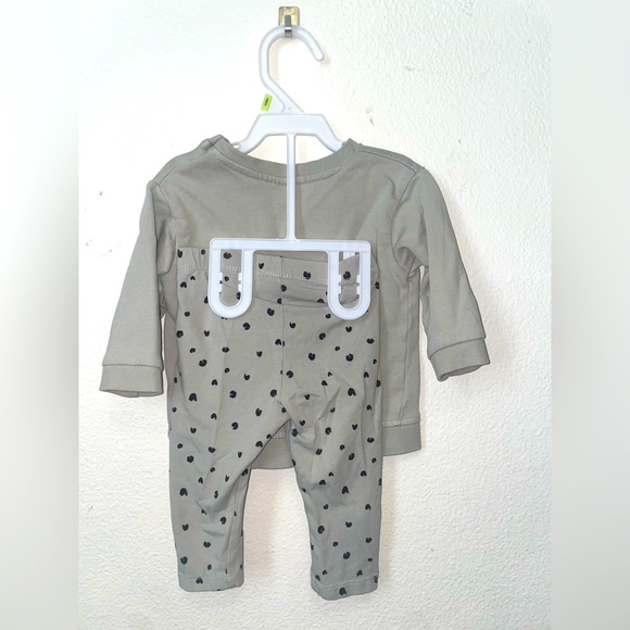 Matching cheetah outfit set. - Picture 3 of 3